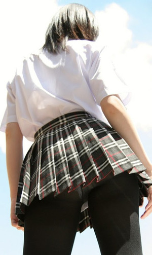 【エロ画像】制服JKの尻コキ妄想↑↑お尻フェチ画像！