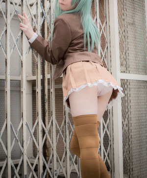 【エロ画像】尻コキ尻射が捗るコスプレイヤーのエロい尻！縞パン成分多めで！